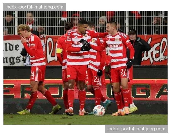 尼斯主场3-3战平洛里昂,诺亚·卡迪乌补时阶段绝平 尼斯主场3-3战平洛里昂,诺亚·卡迪乌补时阶段绝平