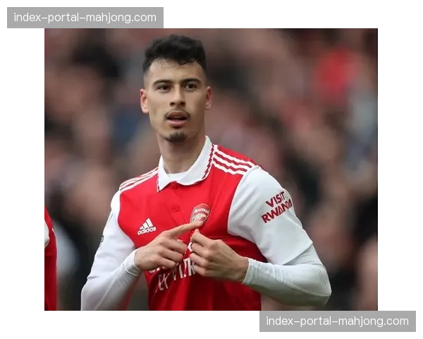 伤病更新:阿森纳官方确认,马丁内利无缘出战拜仁,左路肋部攻击力受损 伤病更新:阿森纳官方确认,马丁内利无缘出战拜仁,左路肋部攻击力受损