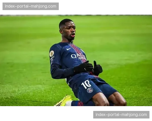 巴黎边锋奥斯曼-登贝莱恢复完整训练,有望周末复出 巴黎边锋奥斯曼-登贝莱恢复完整训练,有望周末复出