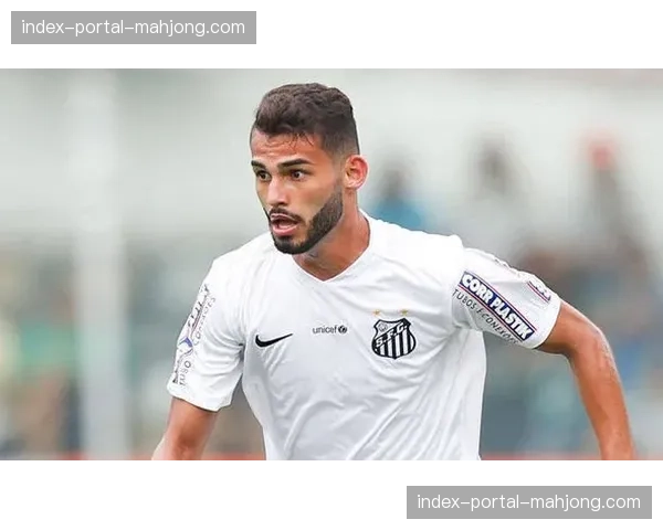 加里-奥尼尔的法甲新征程：从英超保级到斯特拉斯堡重建